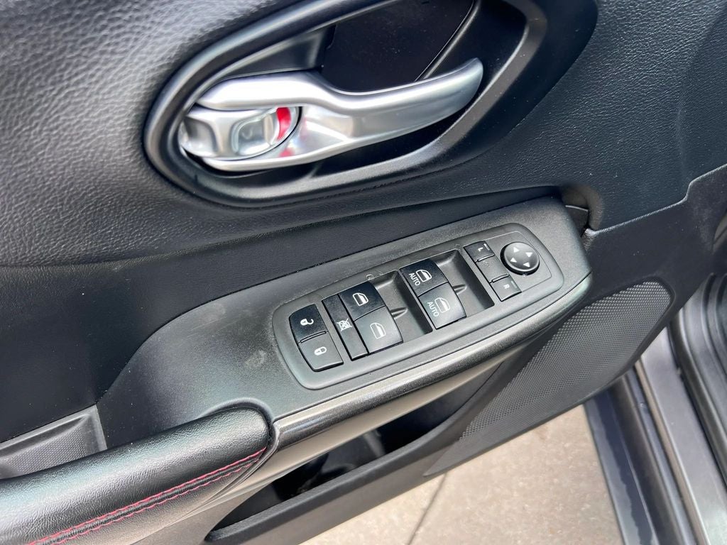 2021 Jeep Cherokee Trailhawk