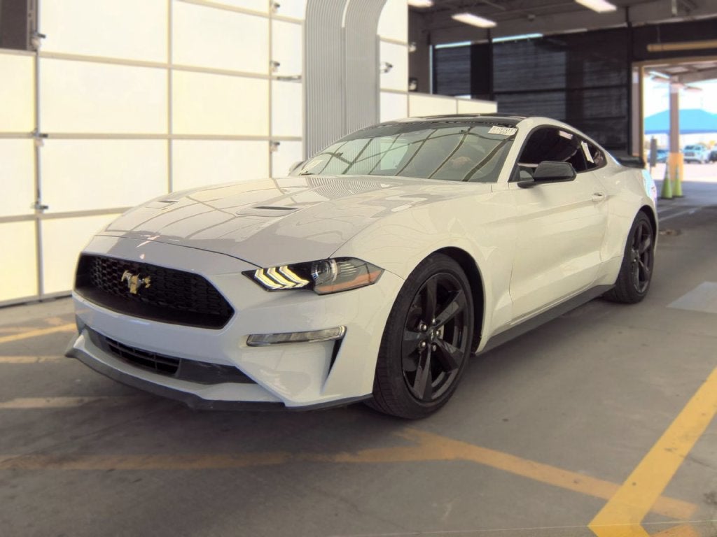 2022 Ford Mustang EcoBoost