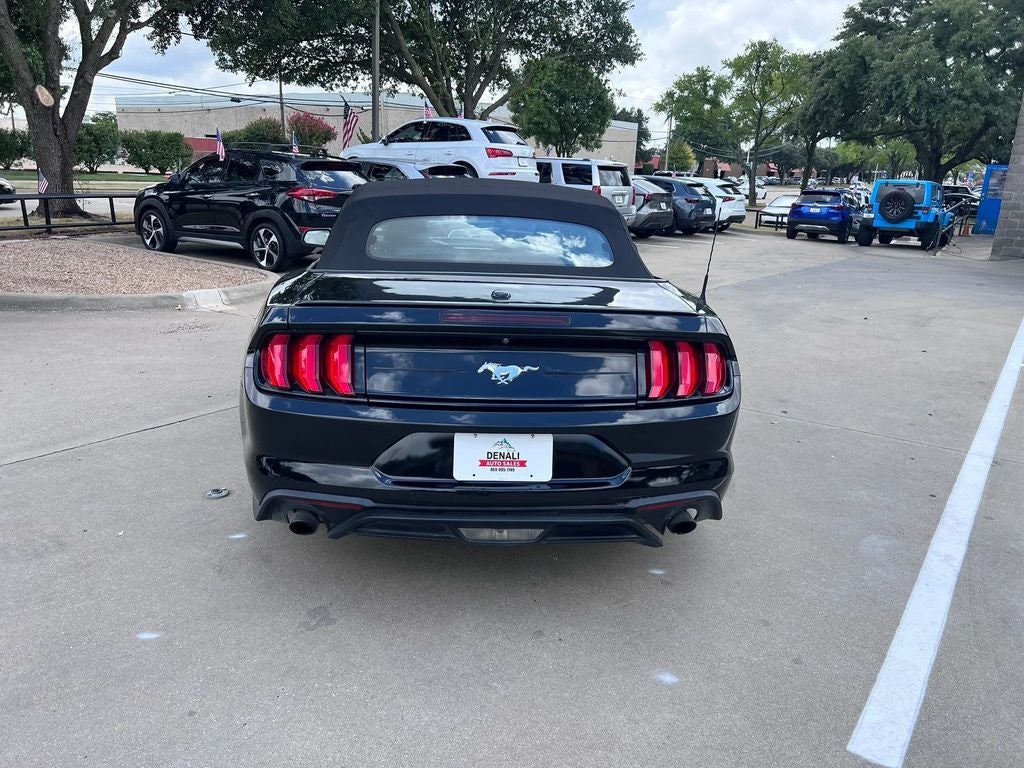 2022 Ford Mustang EcoBoost Premium