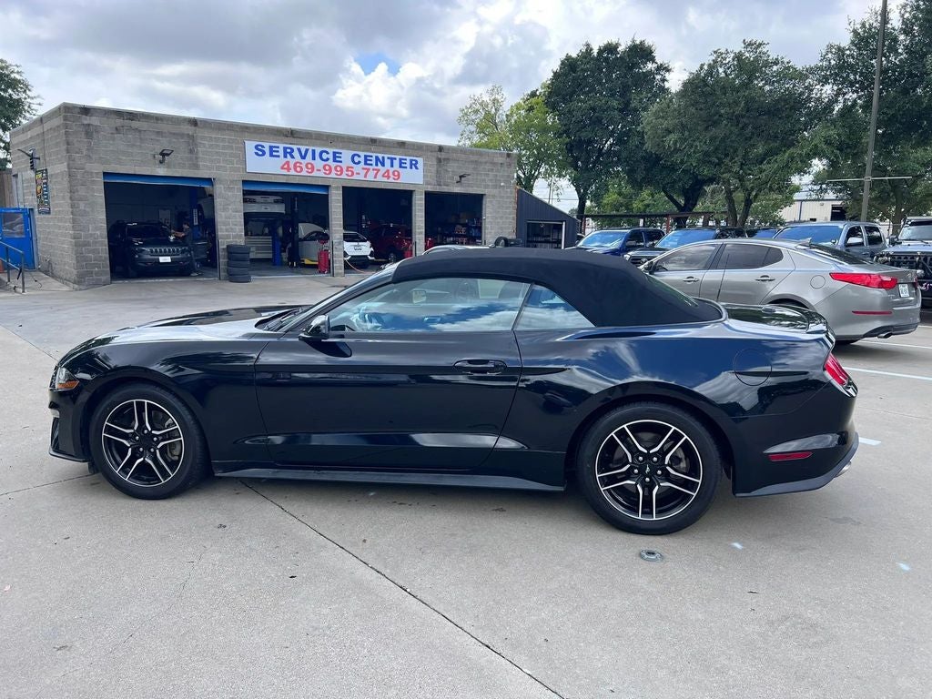 2022 Ford Mustang EcoBoost Premium