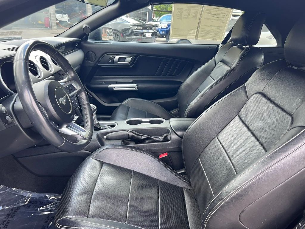 2022 Ford Mustang EcoBoost Premium