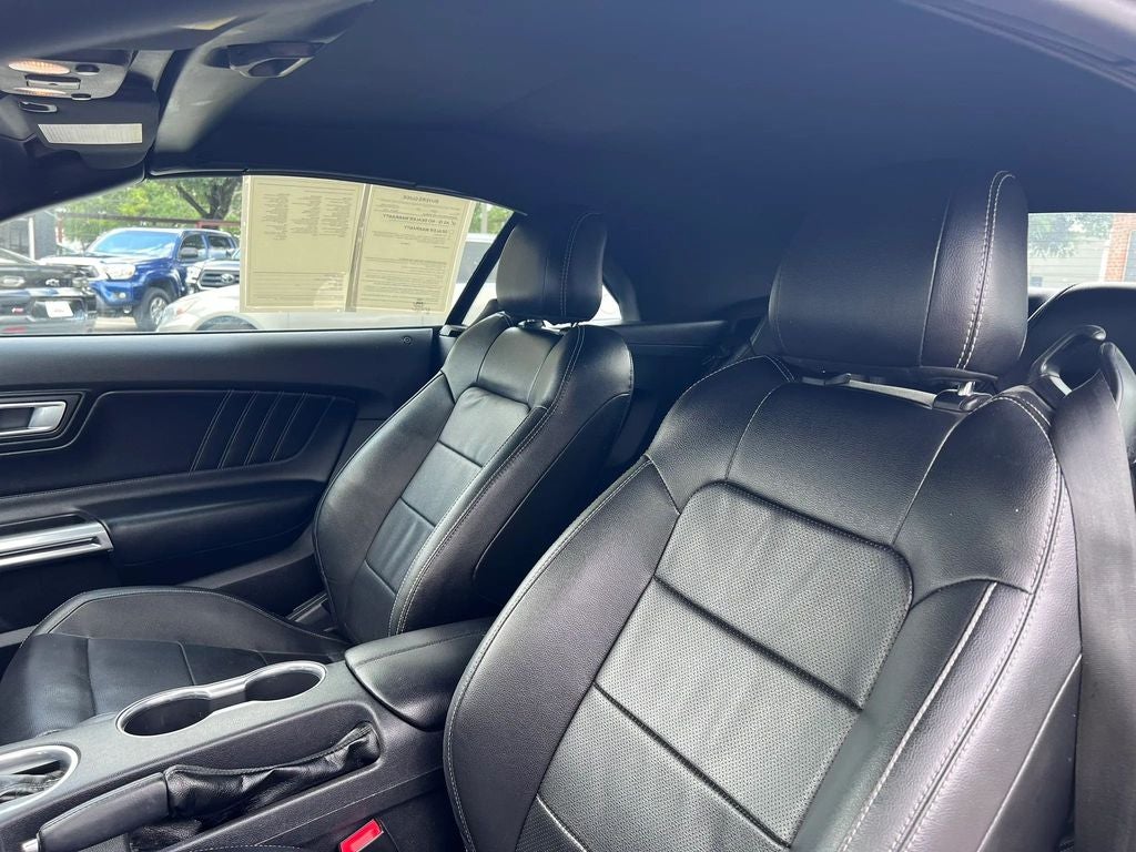 2022 Ford Mustang EcoBoost Premium