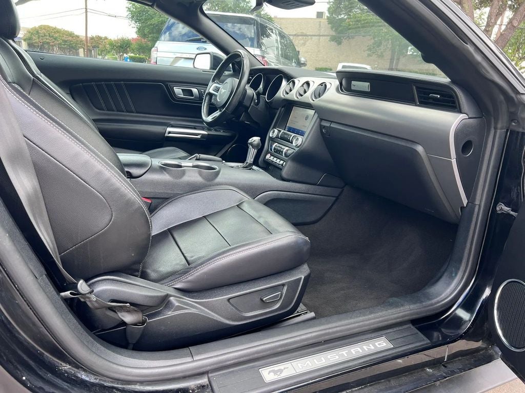 2022 Ford Mustang EcoBoost Premium