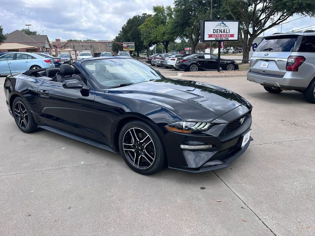 2022 Ford Mustang EcoBoost Premium
