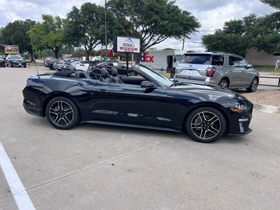 2022 Ford Mustang EcoBoost Premium