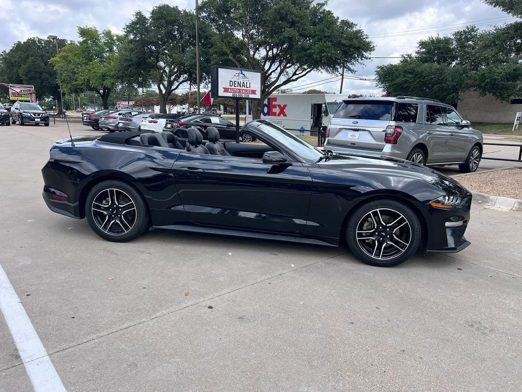 2022 Ford Mustang EcoBoost Premium