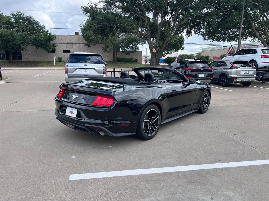 2022 Ford Mustang EcoBoost Premium