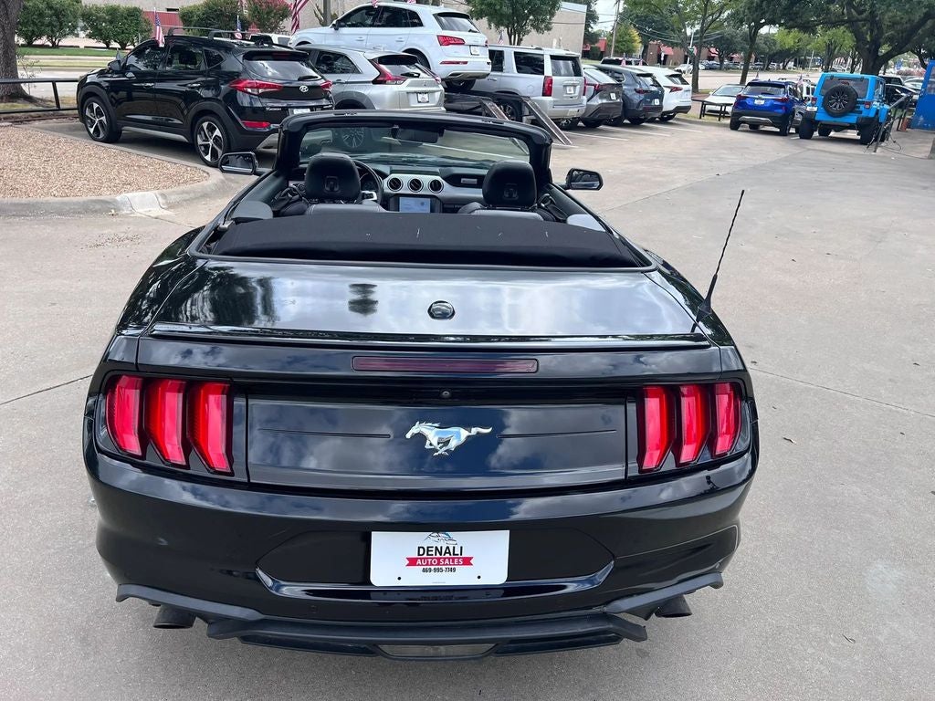 2022 Ford Mustang EcoBoost Premium