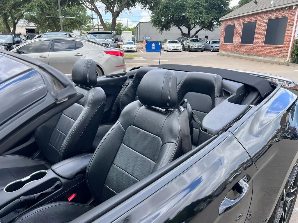 2022 Ford Mustang EcoBoost Premium
