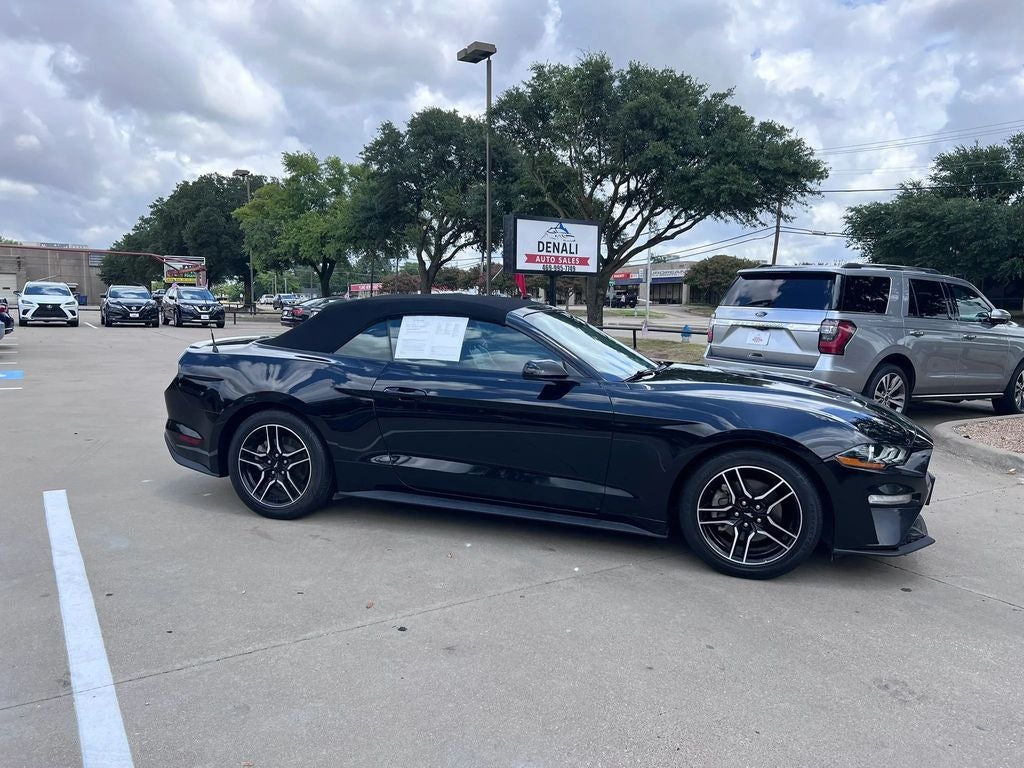 2022 Ford Mustang EcoBoost Premium