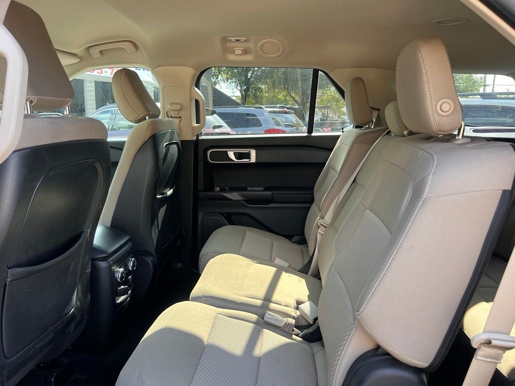 2020 Ford Explorer Base