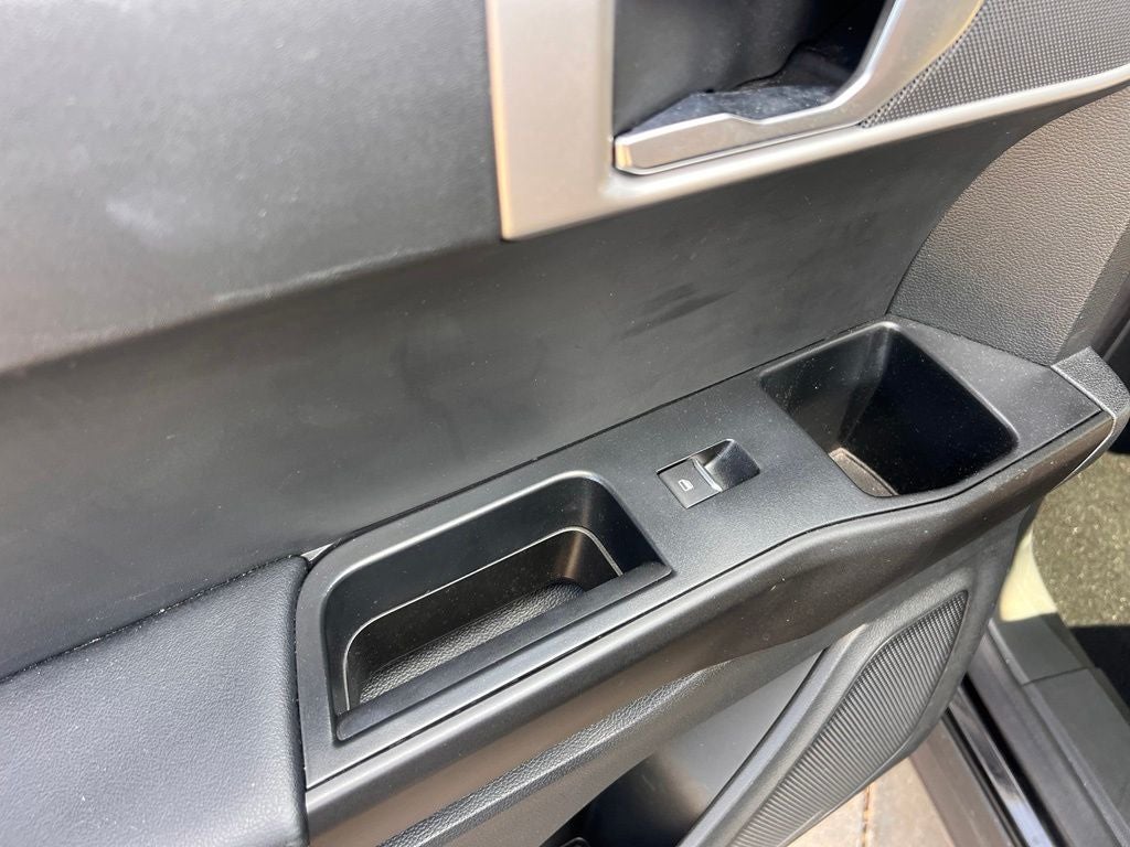 2020 Ford Explorer Base
