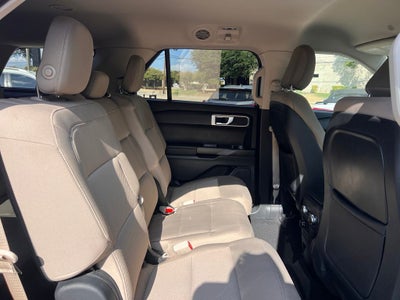2020 Ford Explorer Base