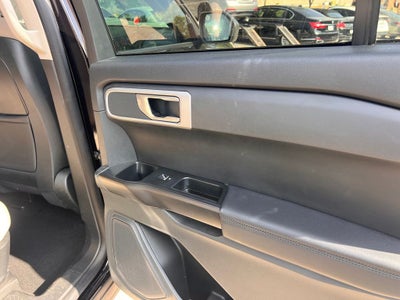 2020 Ford Explorer Base
