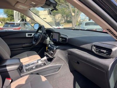 2020 Ford Explorer Base