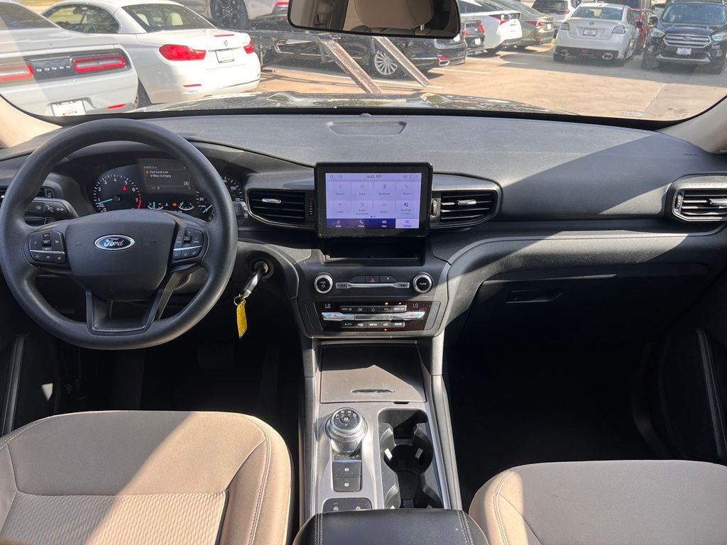 2020 Ford Explorer Base