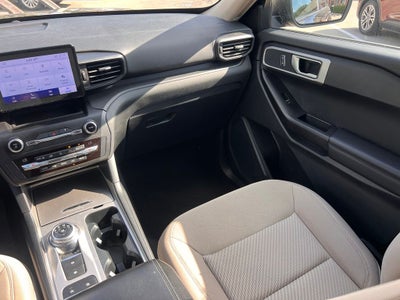 2020 Ford Explorer Base