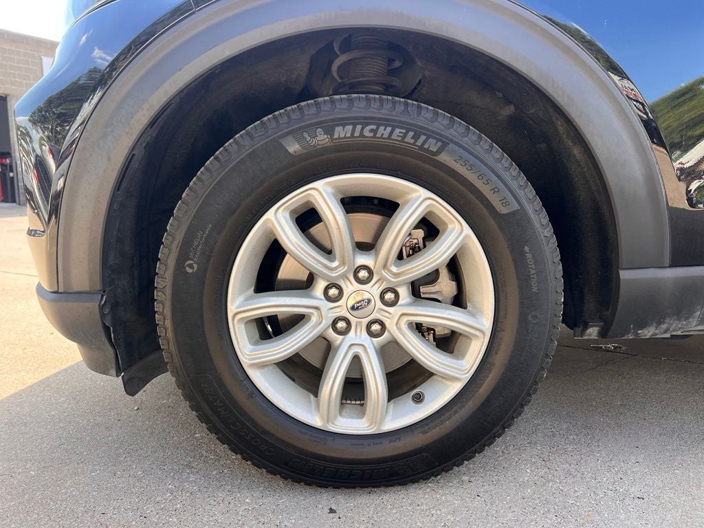 2020 Ford Explorer Base