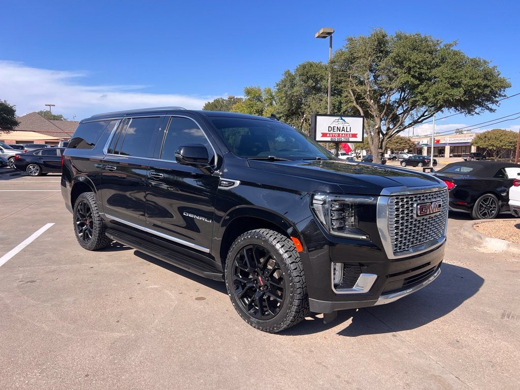 2022 GMC Yukon XL Denali