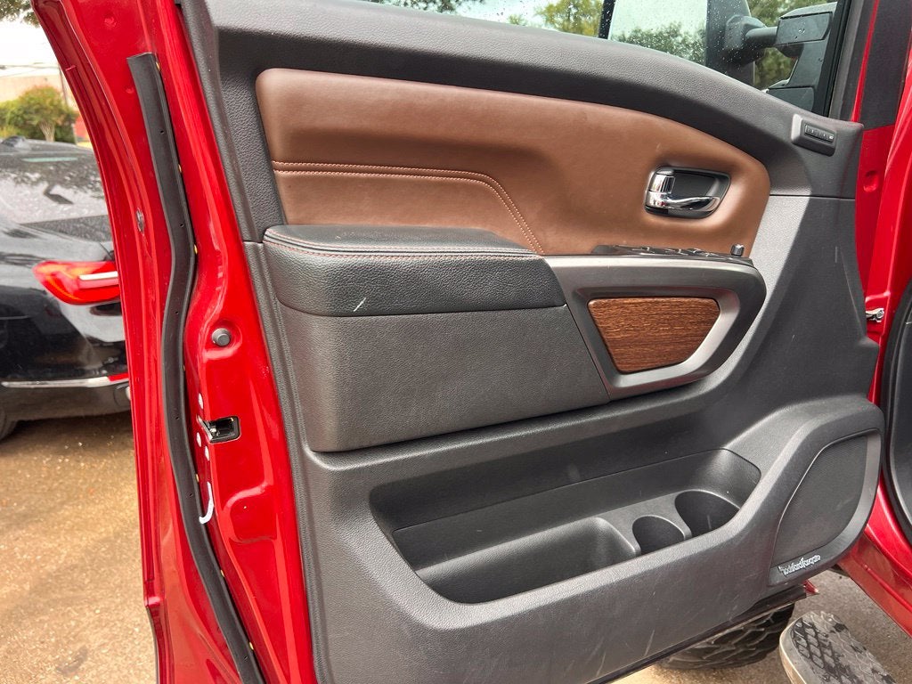 2017 Nissan Titan XD Platinum Reserve
