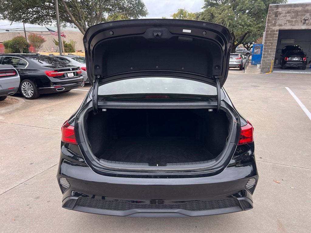 2023 Kia Forte LXS