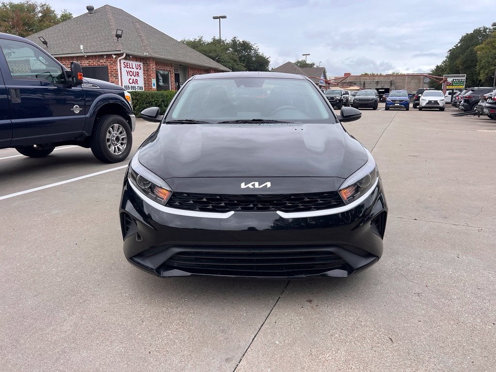 2023 Kia Forte LXS