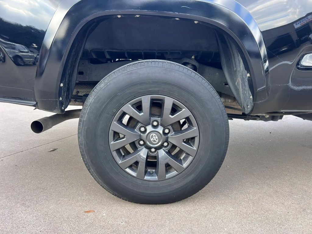 2022 Toyota Tacoma SR5