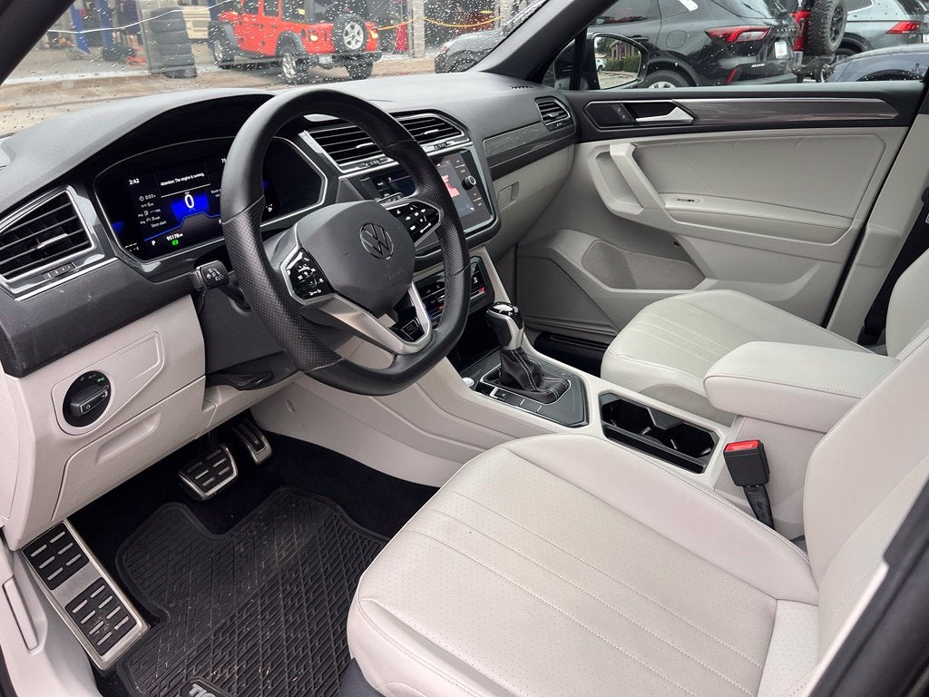 2022 Volkswagen Tiguan 2.0T SE R-Line Black