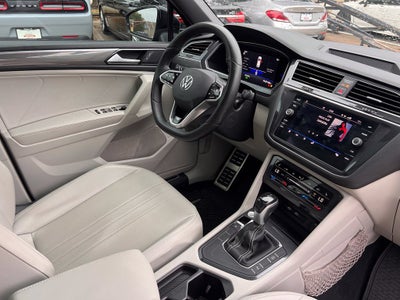 2022 Volkswagen Tiguan 2.0T SE R-Line Black