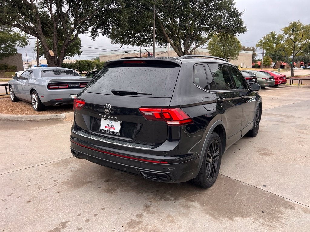 2022 Volkswagen Tiguan 2.0T SE R-Line Black