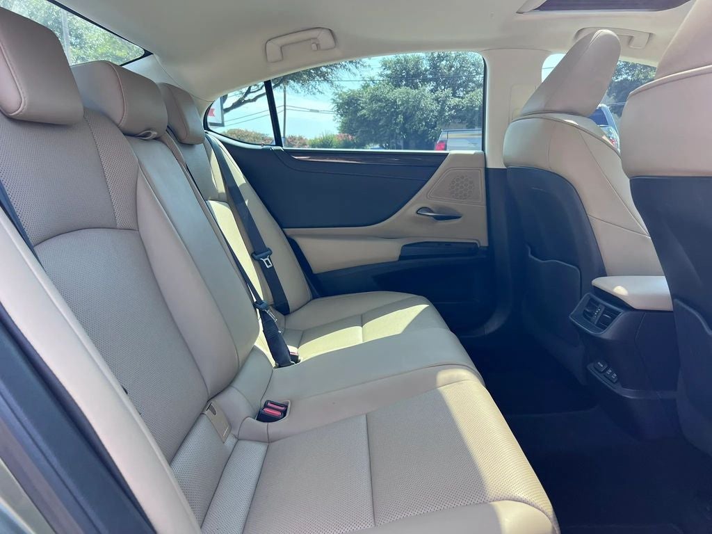 2020 Lexus ES 350