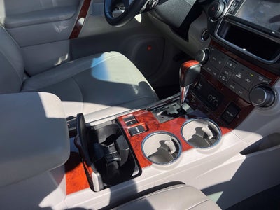 2013 Toyota Highlander Limited