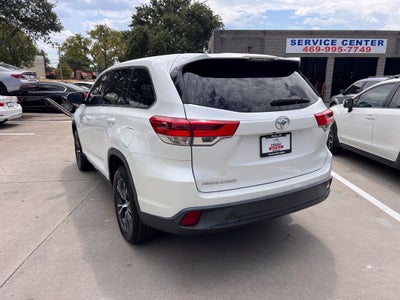 2019 Toyota Highlander LE
