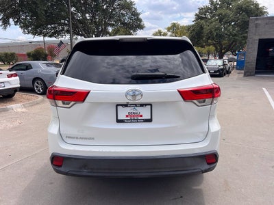2019 Toyota Highlander LE