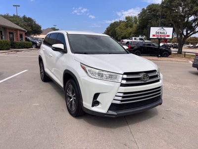 2019 Toyota Highlander LE