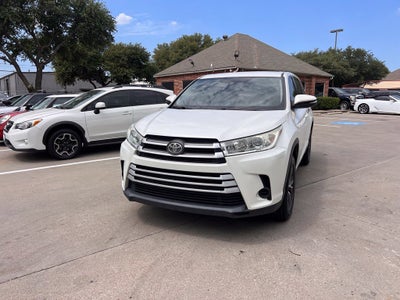 2019 Toyota Highlander LE