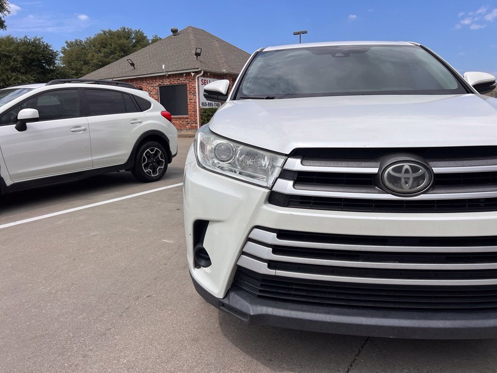 2019 Toyota Highlander LE