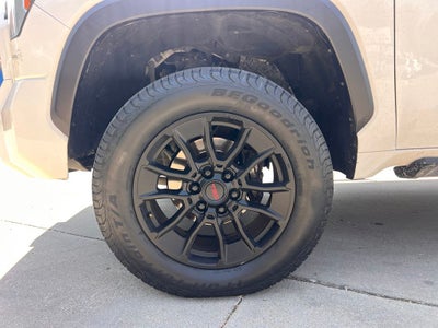 2022 Toyota Tundra SR5