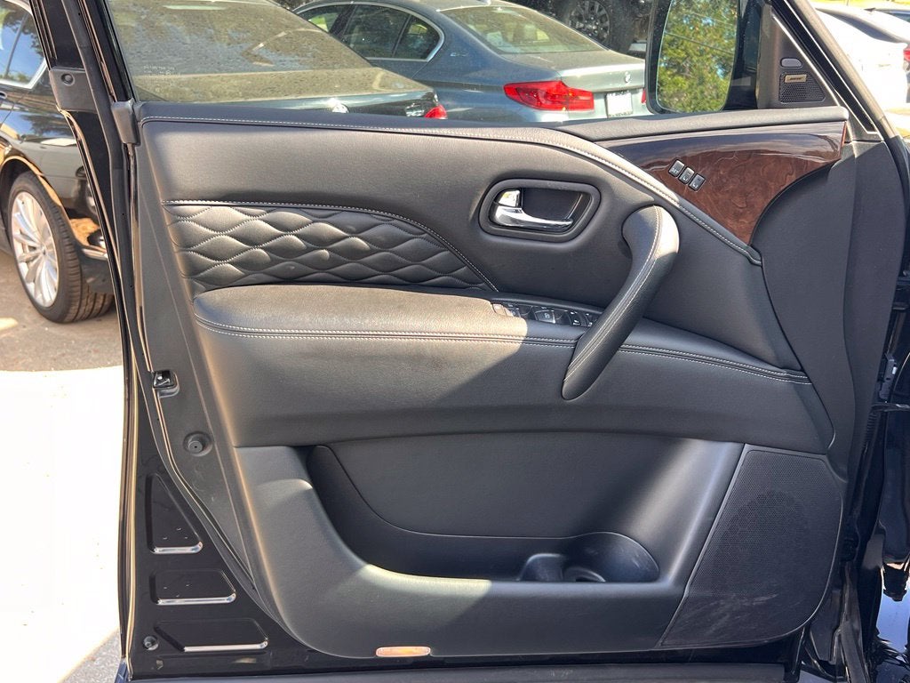 2019 INFINITI QX80 LUXE