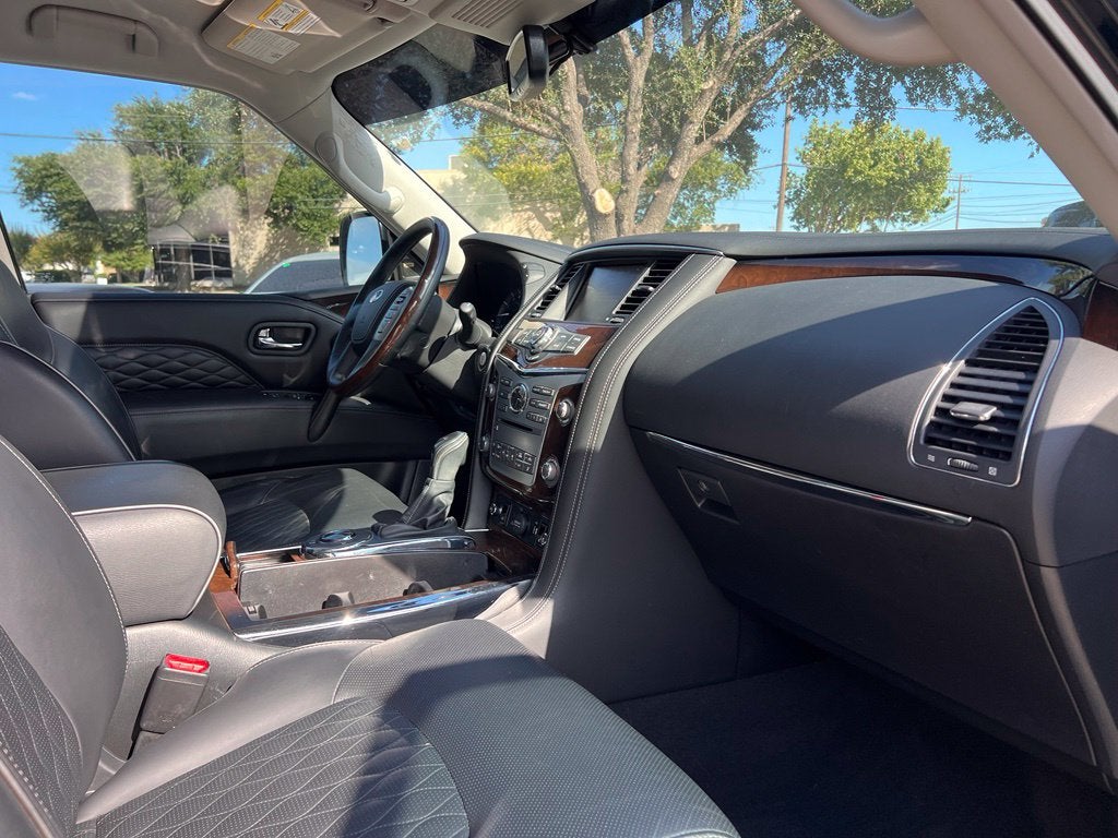 2019 INFINITI QX80 LUXE