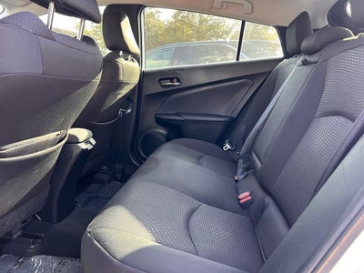 2021 Toyota Prius LE