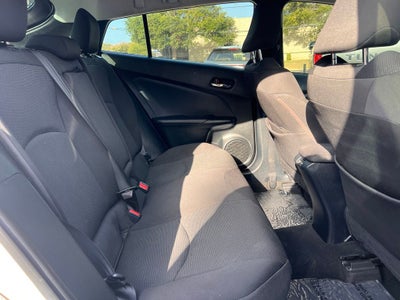 2021 Toyota Prius LE