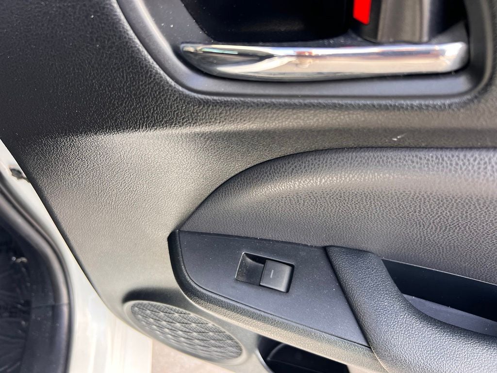 2021 Toyota Prius LE