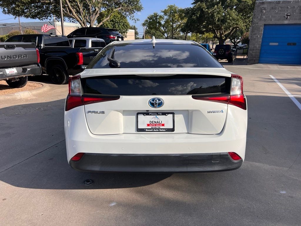 2021 Toyota Prius LE