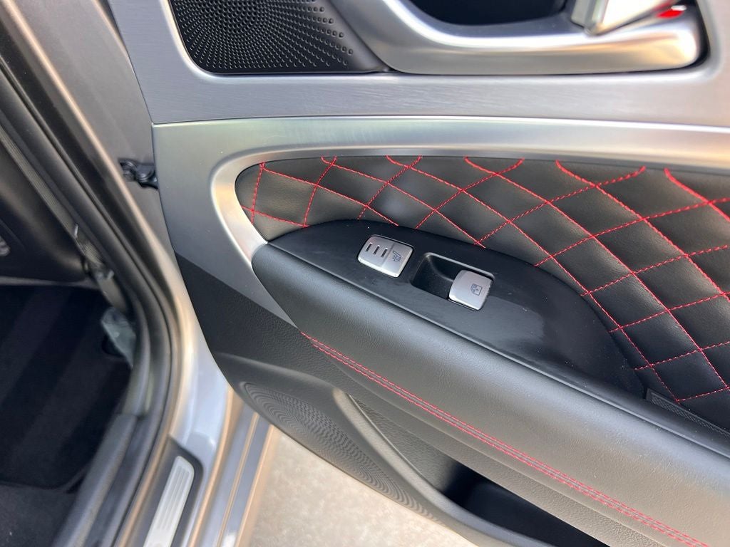 2020 Genesis G70 2.0T