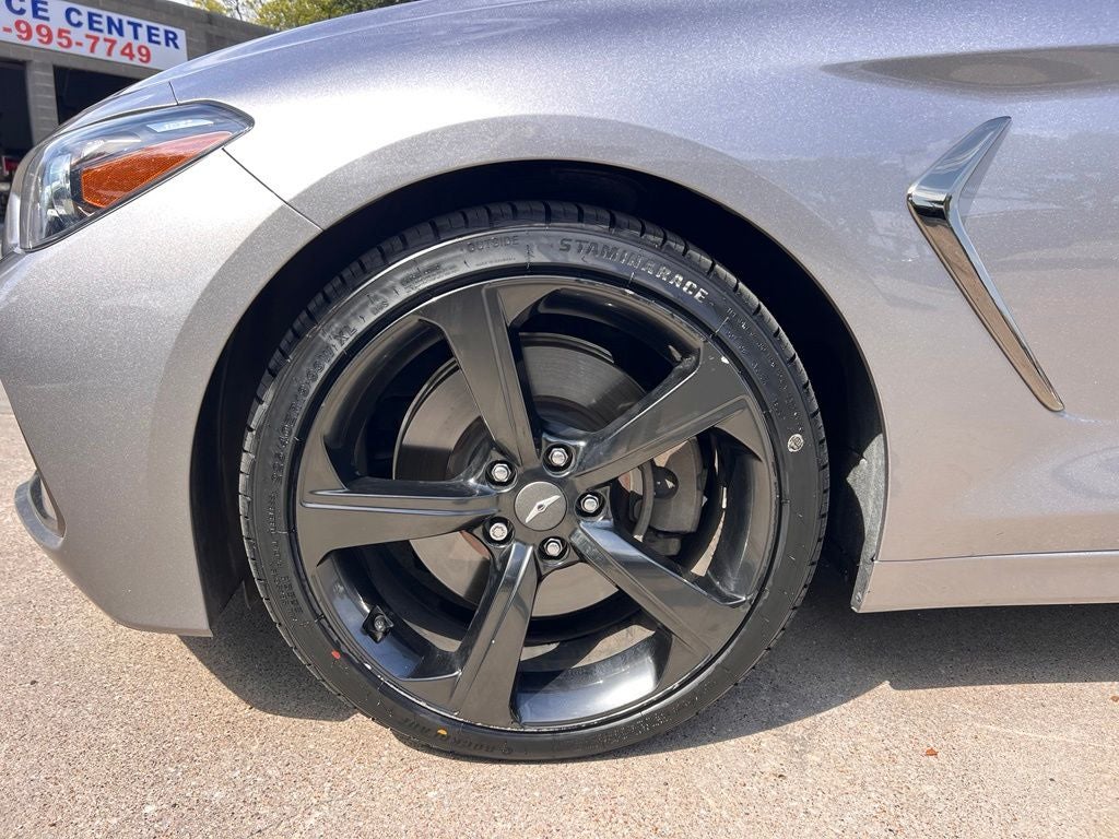 2020 Genesis G70 2.0T