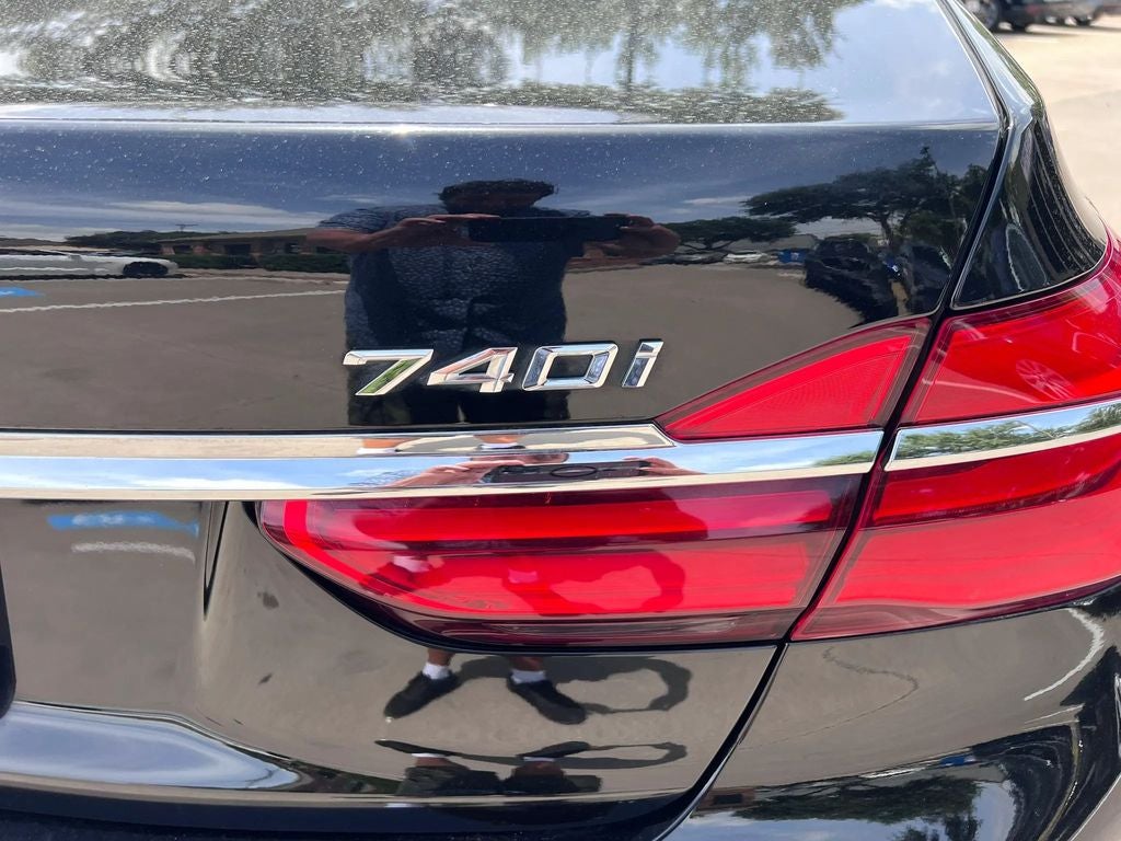 2018 BMW 7 Series 740i