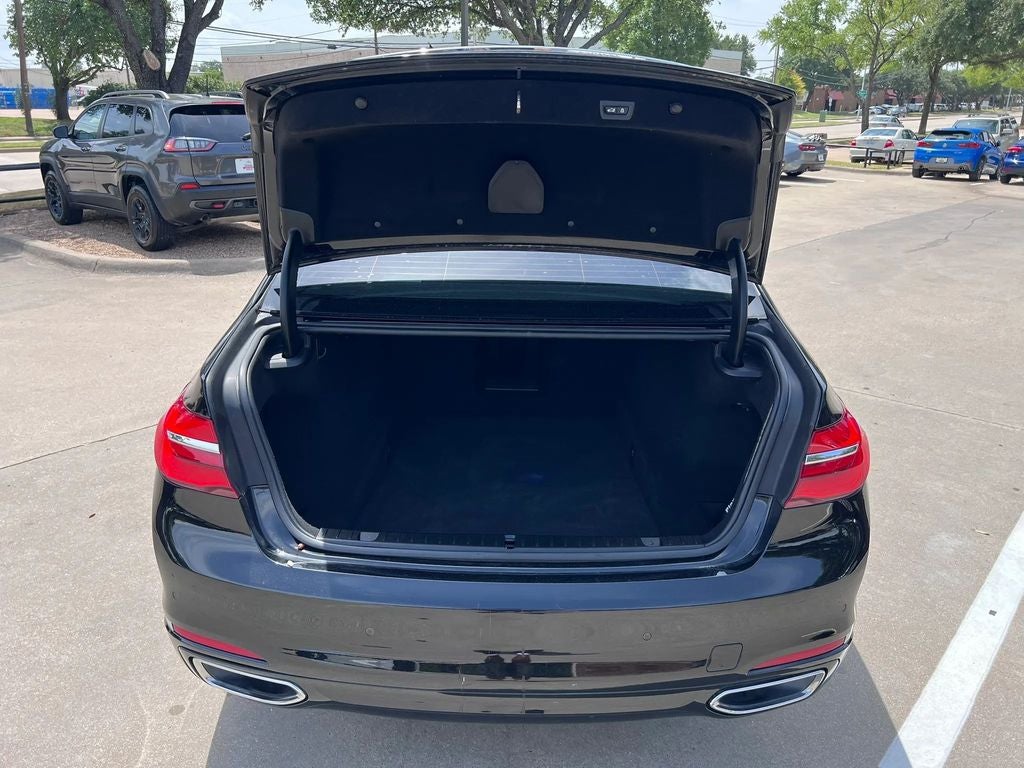 2018 BMW 7 Series 740i