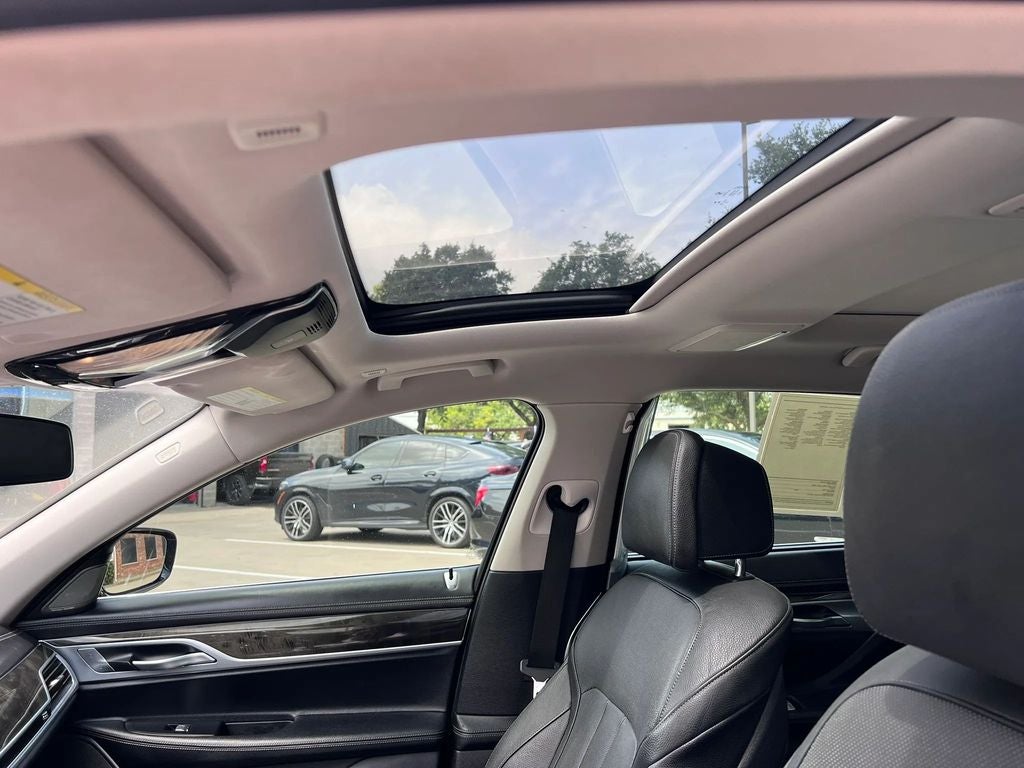 2018 BMW 7 Series 740i