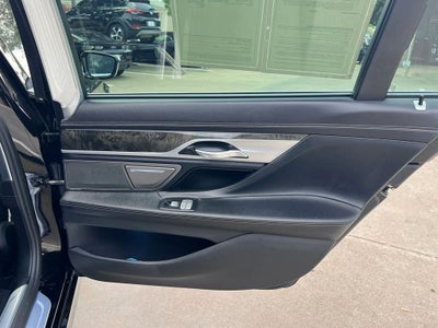 2018 BMW 7 Series 740i